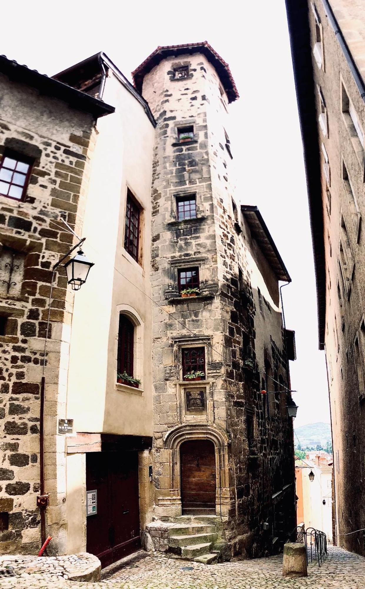Appartement Ciel De Fugeres Le Puy-en-Velay ภายนอก รูปภาพ